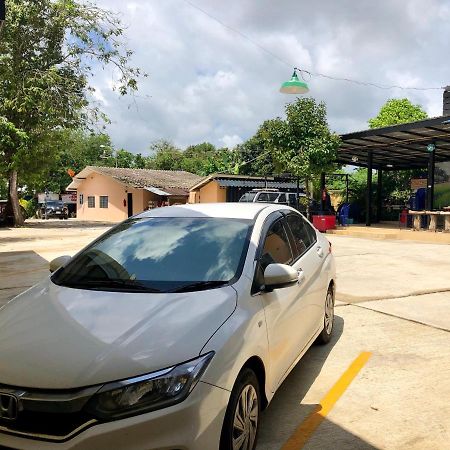 Chillchillsangkhlaburi โรงแรมชิลชิลสังขละบุรี Ngoại thất bức ảnh