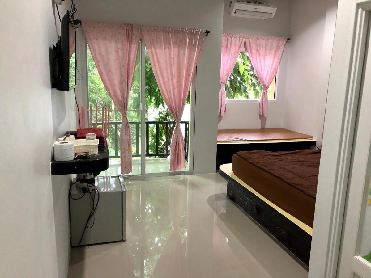 Chillchillsangkhlaburi โรงแรมชิลชิลสังขละบุรี Ngoại thất bức ảnh