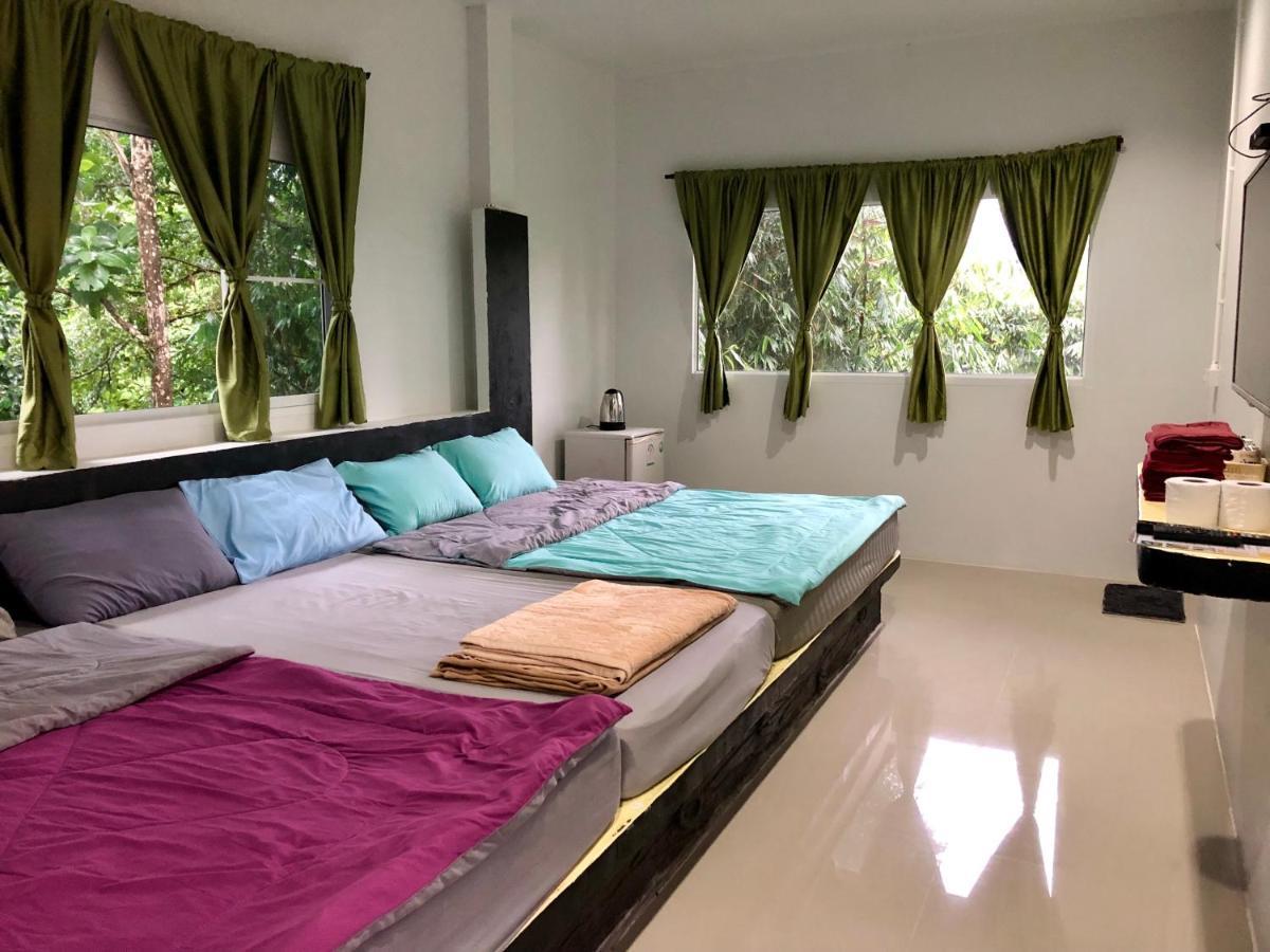 Chillchillsangkhlaburi โรงแรมชิลชิลสังขละบุรี Ngoại thất bức ảnh